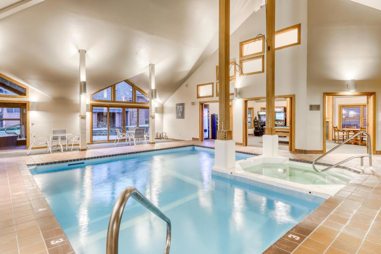 Cozy Modern Comfort Киллингтон Экстерьер фото