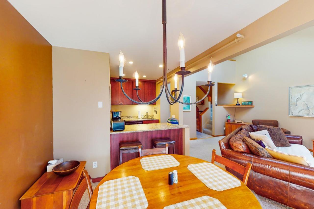 Cozy Modern Comfort Киллингтон Экстерьер фото