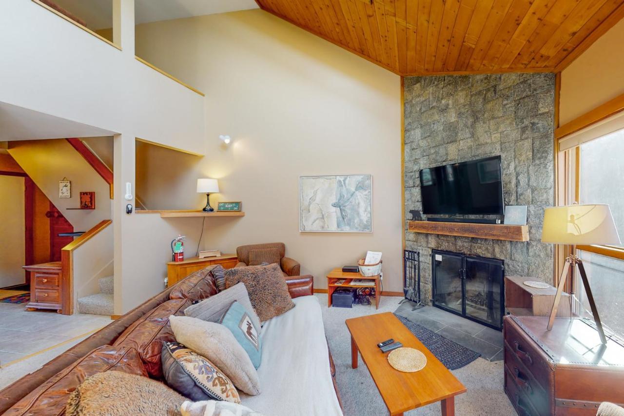 Cozy Modern Comfort Киллингтон Экстерьер фото